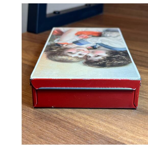 Vintage Hoffmann Swiss Made Candy Tin – Children Illustration, Red Metal Box - Picture 7 of 8